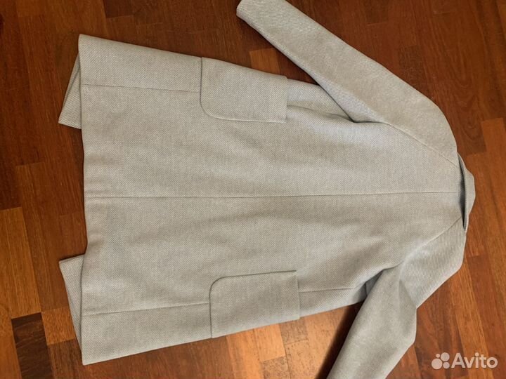 Демисезонное пальто для девочки 158 р