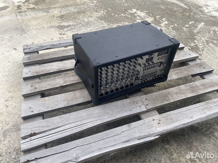 Микшер-усилитель Eurosound Force 830 USB