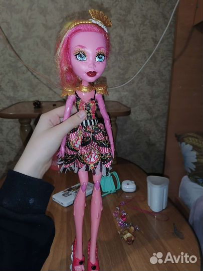 Кукла Монстер Хай гулиопа