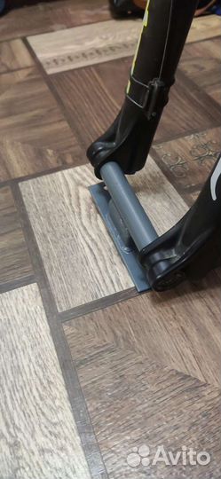 Велокрепление на крышу автомобиля