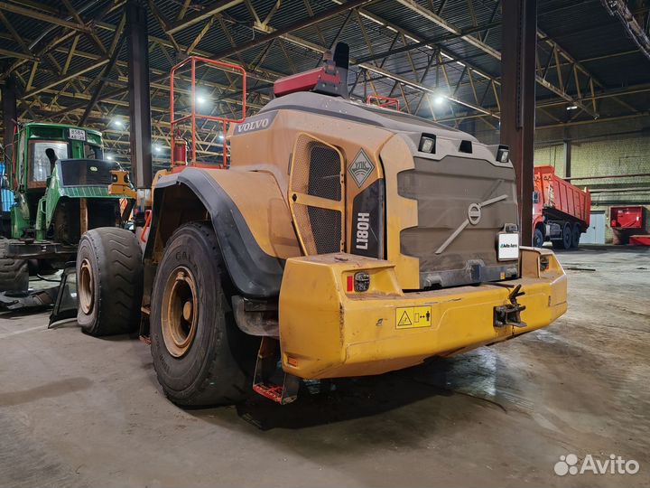 Фронтальный погрузчик Volvo L180H, 2016