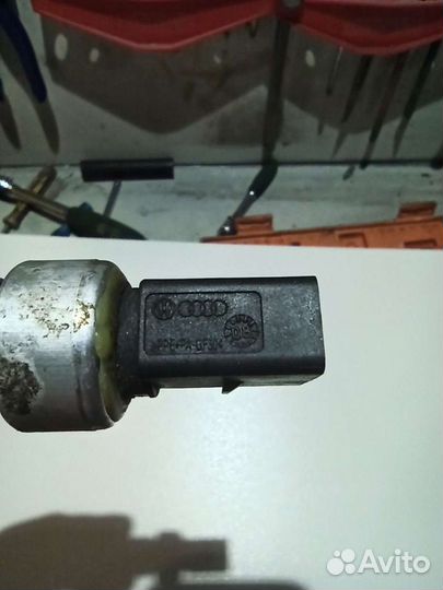 Датчик давления кондиционера vag