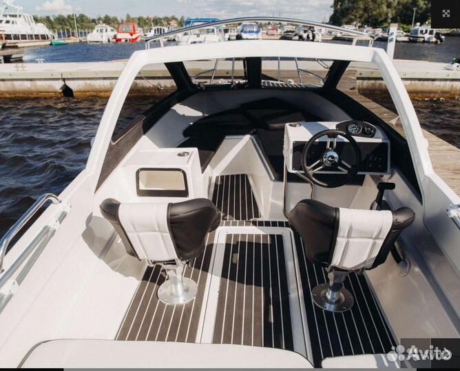 Катер Phoenix 530HT новый