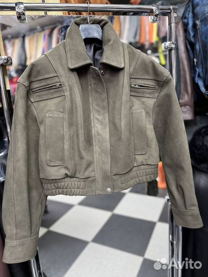 Бомбер из натуральной кожи новинка