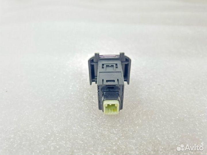 Кнопка аварийной сигнализации Kia K5 DL3 G4NA 2021