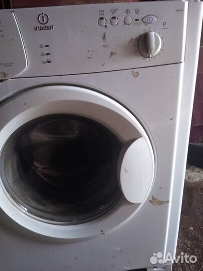 Продам машинку индезит на запчасти
