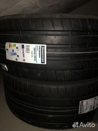 Bridgestone Potenza Sport 285/40 R22