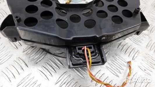 Сабвуфер BMW X5 E70 (CMA13Q101)