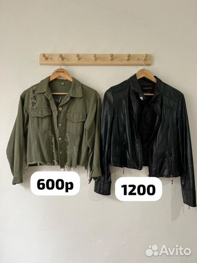 Костюм женский и платья