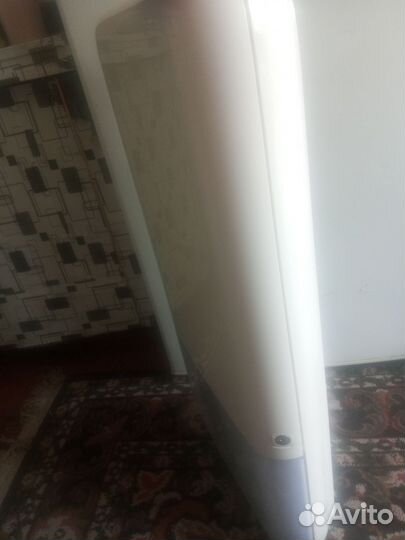 Диспенсер для бумажных полотенец tork