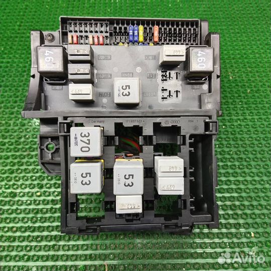 Блок предохранителей Volkswagen Tiguan 5N1 2008