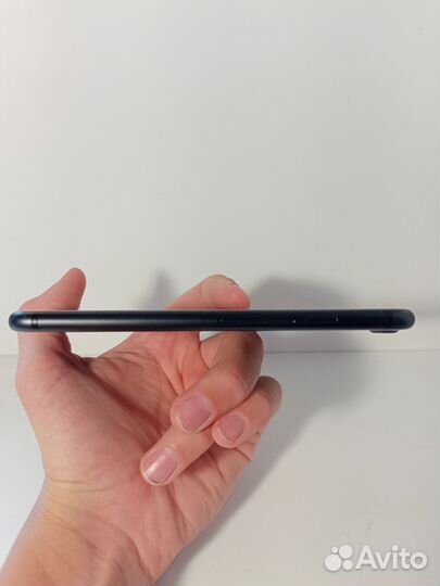 iPhone 7 на 128 гб