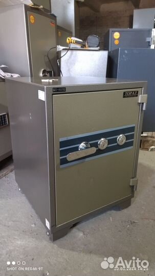 Сейф в отличном состоянии -доставка