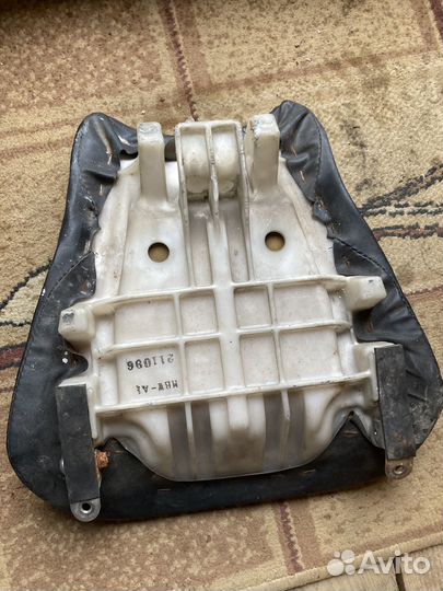 Водительское сидение honda cbr600