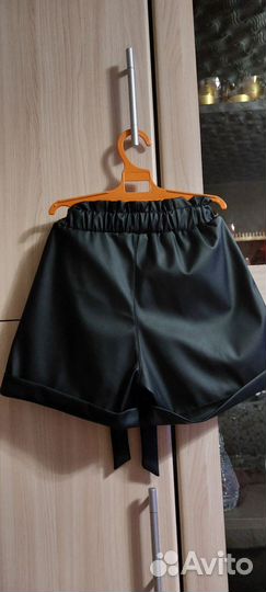 Шорты эко кожа,на девочку