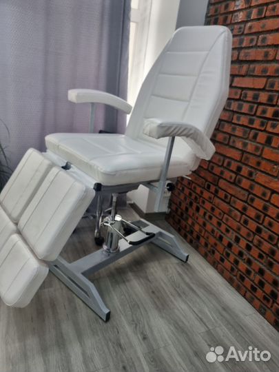 Педикюрное кресло на гидравлике