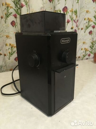 Кофемолка delonghi kg79