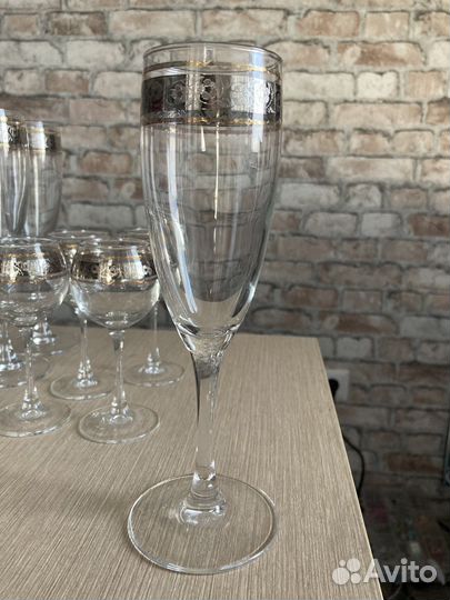 Рюмки и фужеры