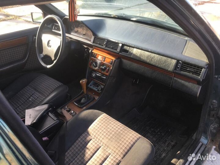 Mercedes-Benz W124 3.0 МТ, 1988, 1 000 000 км