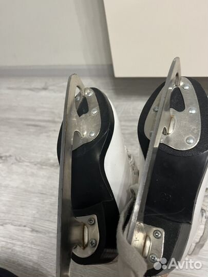 Коньки для фигурного катания Graf Montana 29