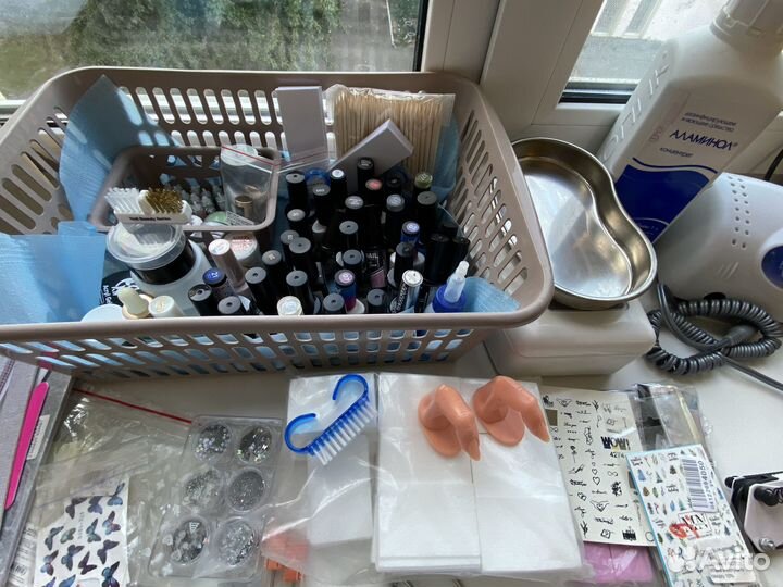 Продам набор для начинающего мастера маникюра