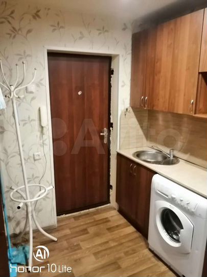 Комната 18 м² в 8-к., 3/5 эт.