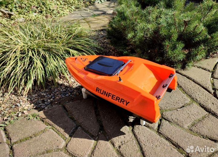 Прикормочный карповый кораблик Ранферри Solo V2