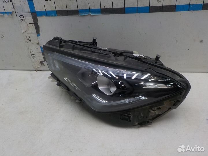Фара левая Mercedes-Benz CLA-Class