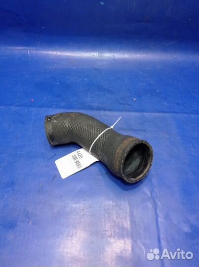 Патрубок интеркулера Mitsubishi Pajero Io H67W