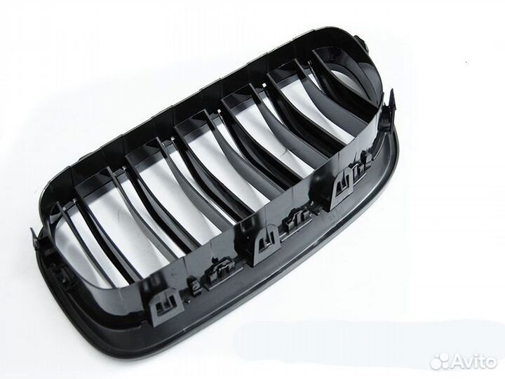 Решетка радиатора BMW 5 F10, F11 (10-17) grbmd3