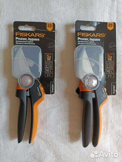 Секатор Fiskars / Фискарс Р961, новый