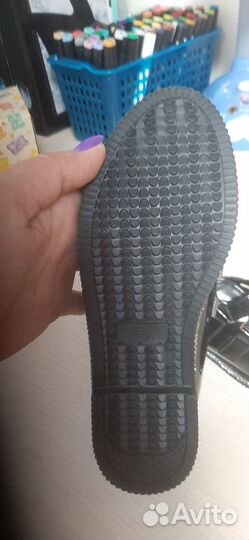 Продам осенние туфли