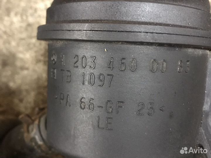 Мерседес 203 бачек гидроусилителя