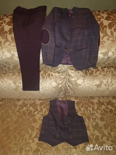 Продам костюм на мальчика 116 размер