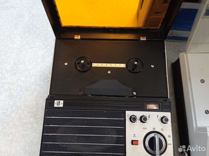 Магнитофон Романтик