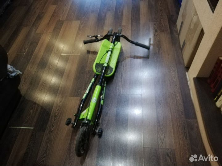 Инерционный самокат