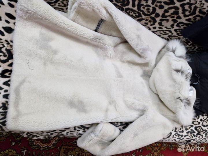 Шуба мутоновая с капюшоном