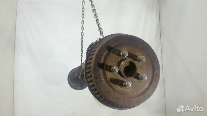 Балка подвески задняя Chrysler Town-Country, 1996