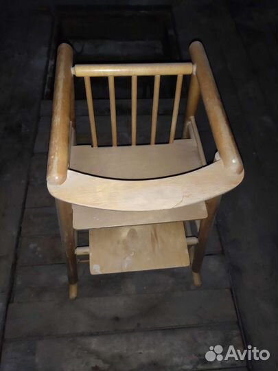 Стульчик детский для кормления