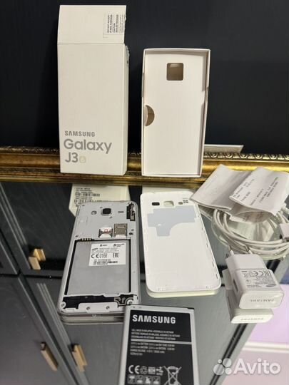 Samsung galaxy SM-J320F/DS J3(6)