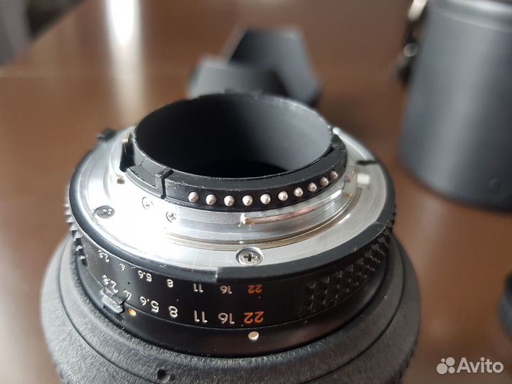Объектив nikon