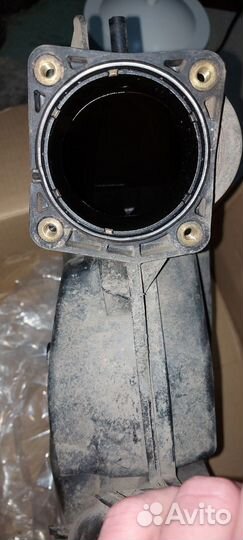 Впускной коллектор на Toyota 1GR-FE 17109-31010