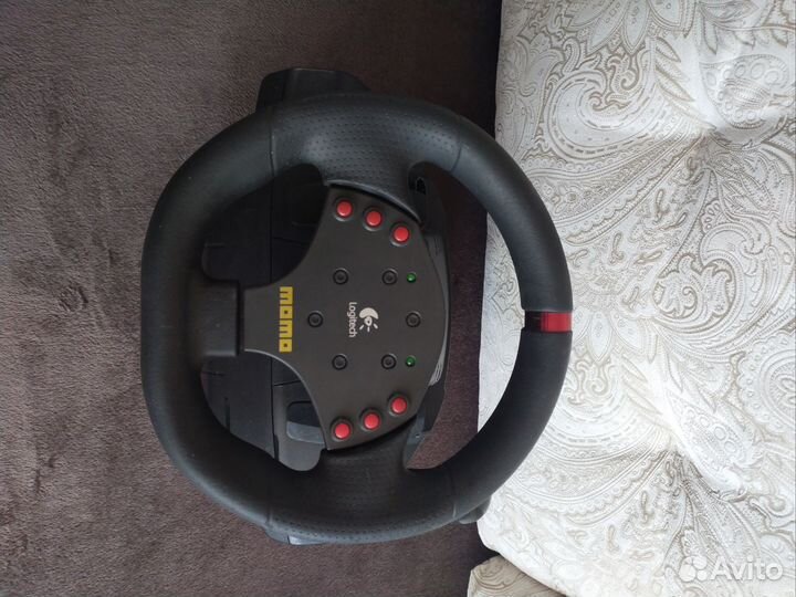 Игровой руль logitech momo racing