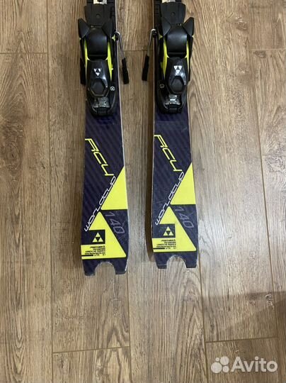 Горные лыжи fischer слалом 140 см