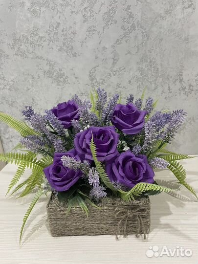 Цветочные композиции из искусственных цветов