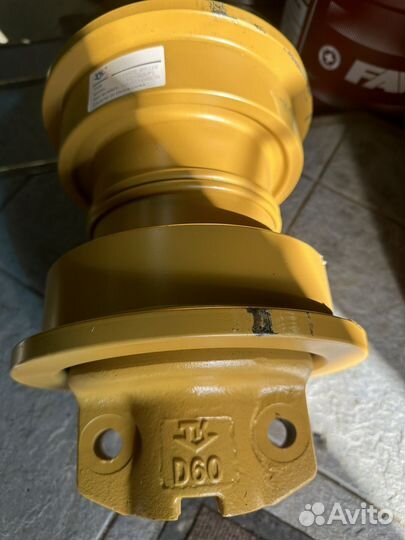 Каток Shantui SD16 16Y-40-09000 14X-30-00080