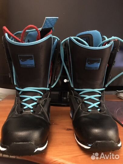 Сноубордические ботинки nike