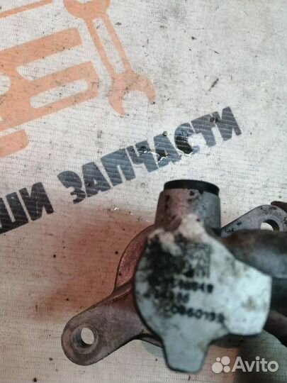 Главный тормозной цилиндр Ford Fiesta 2008-2017