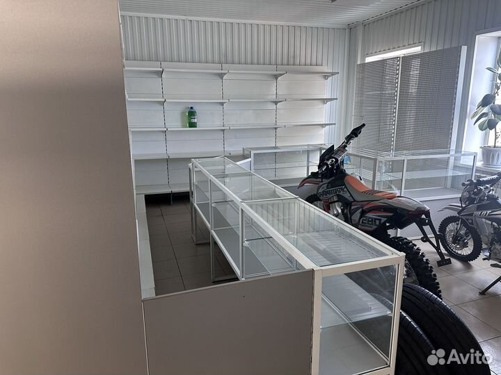 Стеллажи витрины бу