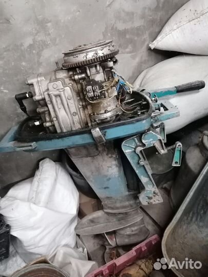 Лодочный мотор вихрь в хорошем состоянии